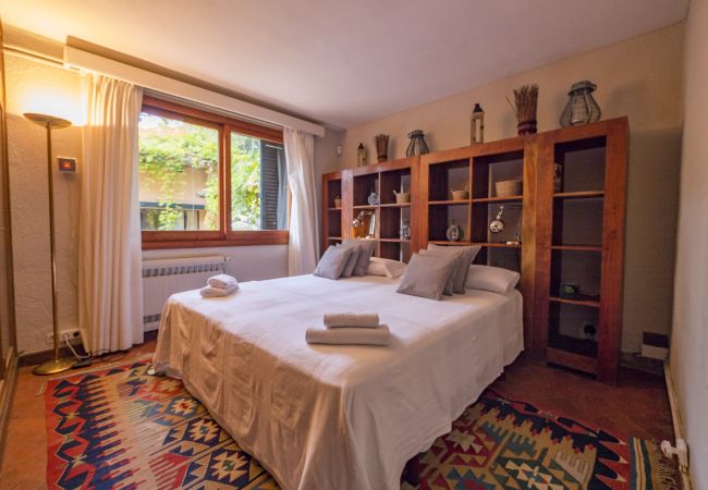 Villa in Cabrils - HomeHolidaysRentals Acuarela - Costa Barcelona