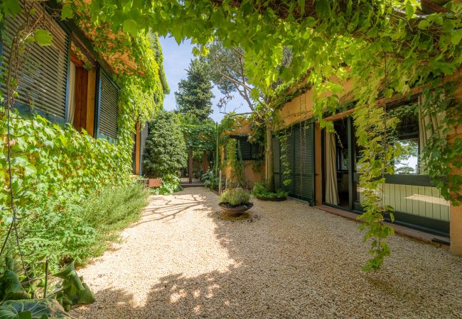 Villa in Cabrils - HomeHolidaysRentals Acuarela - Costa Barcelona