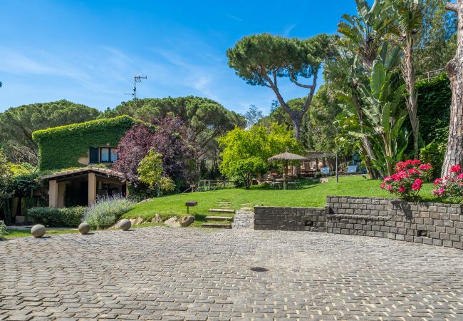 Villa in Cabrils - HomeHolidaysRentals Acuarela - Costa Barcelona