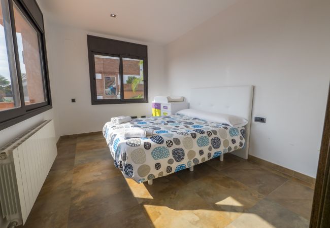 Villa in Santa Susana - HomeHolidaysRentals Albi - Costa Barcelona