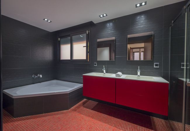 Villa in Santa Susana - HomeHolidaysRentals Albi - Costa Barcelona
