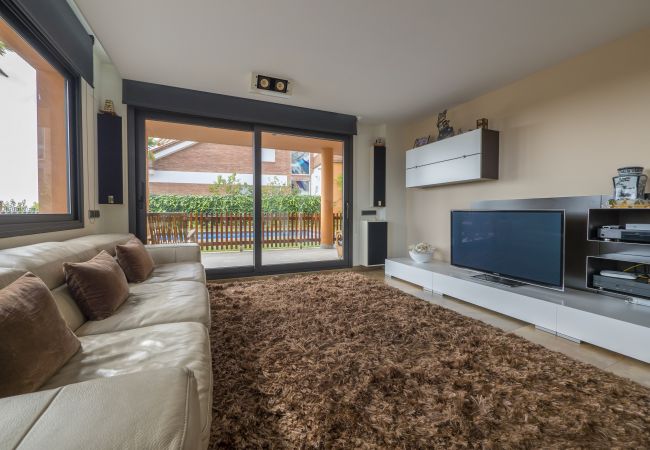 Villa in Santa Susana - HomeHolidaysRentals Albi - Costa Barcelona