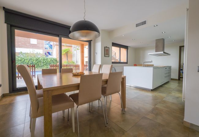 Villa in Santa Susana - HomeHolidaysRentals Albi - Costa Barcelona