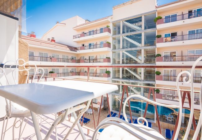 Apartment in Pineda de Mar - HomeHolidaysRentals Doris - Costa Barcelona