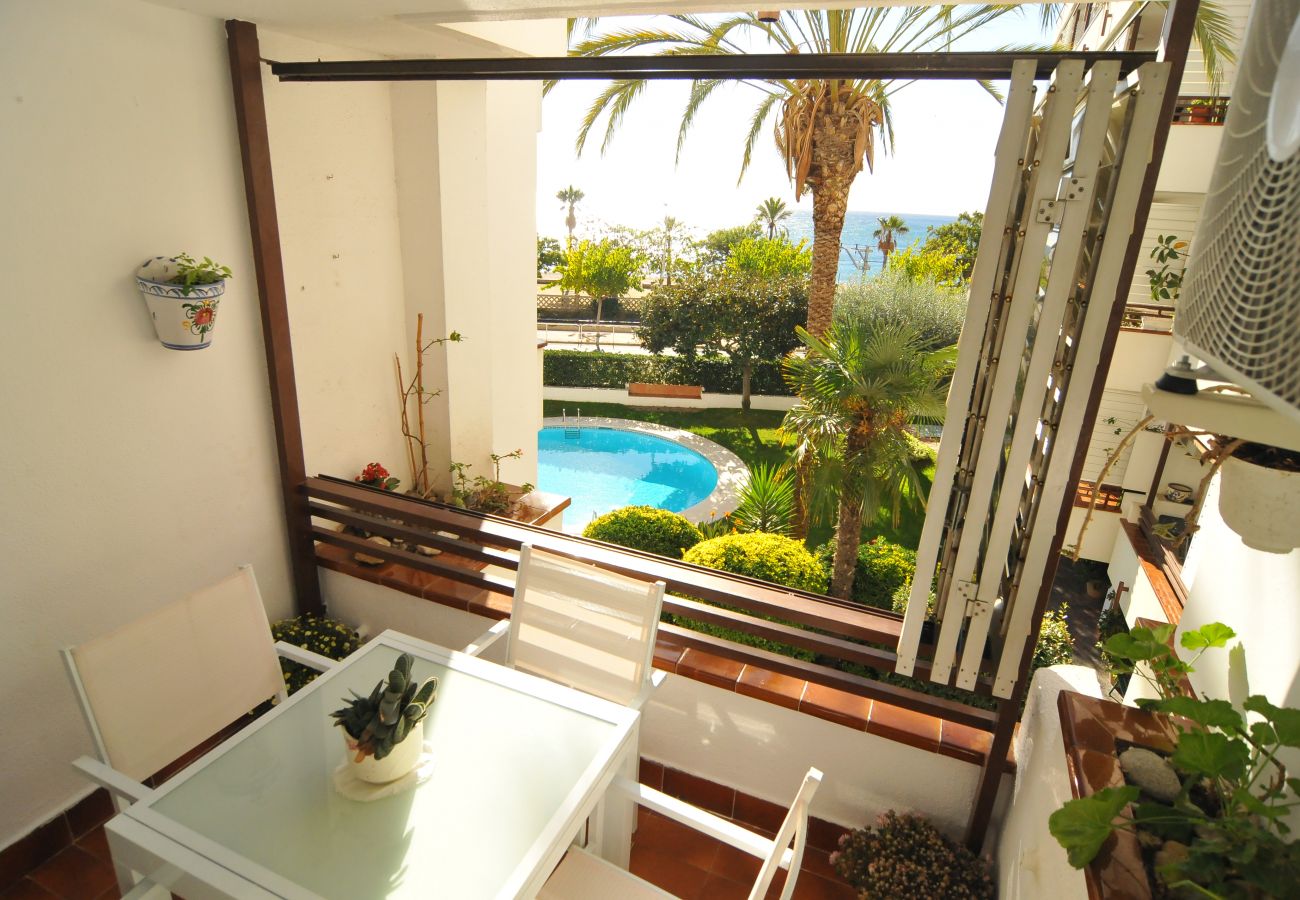 Appartement à Canet de Mar - HomeHolidaysRentals Canet Playa l-Costa Barcelo