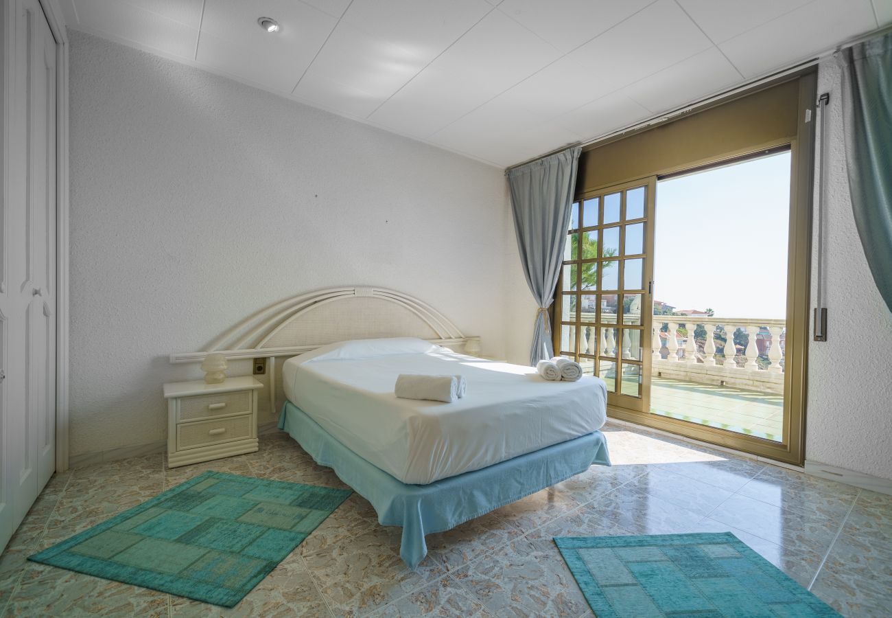 Villa à Santa Susana - HomeHolidaysRentals Bridney - Costa Barcelona