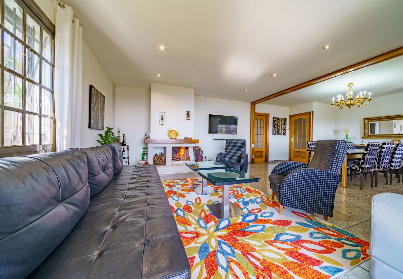 Villa à Santa Susana - HomeHolidaysRentals Bridney - Costa Barcelona
