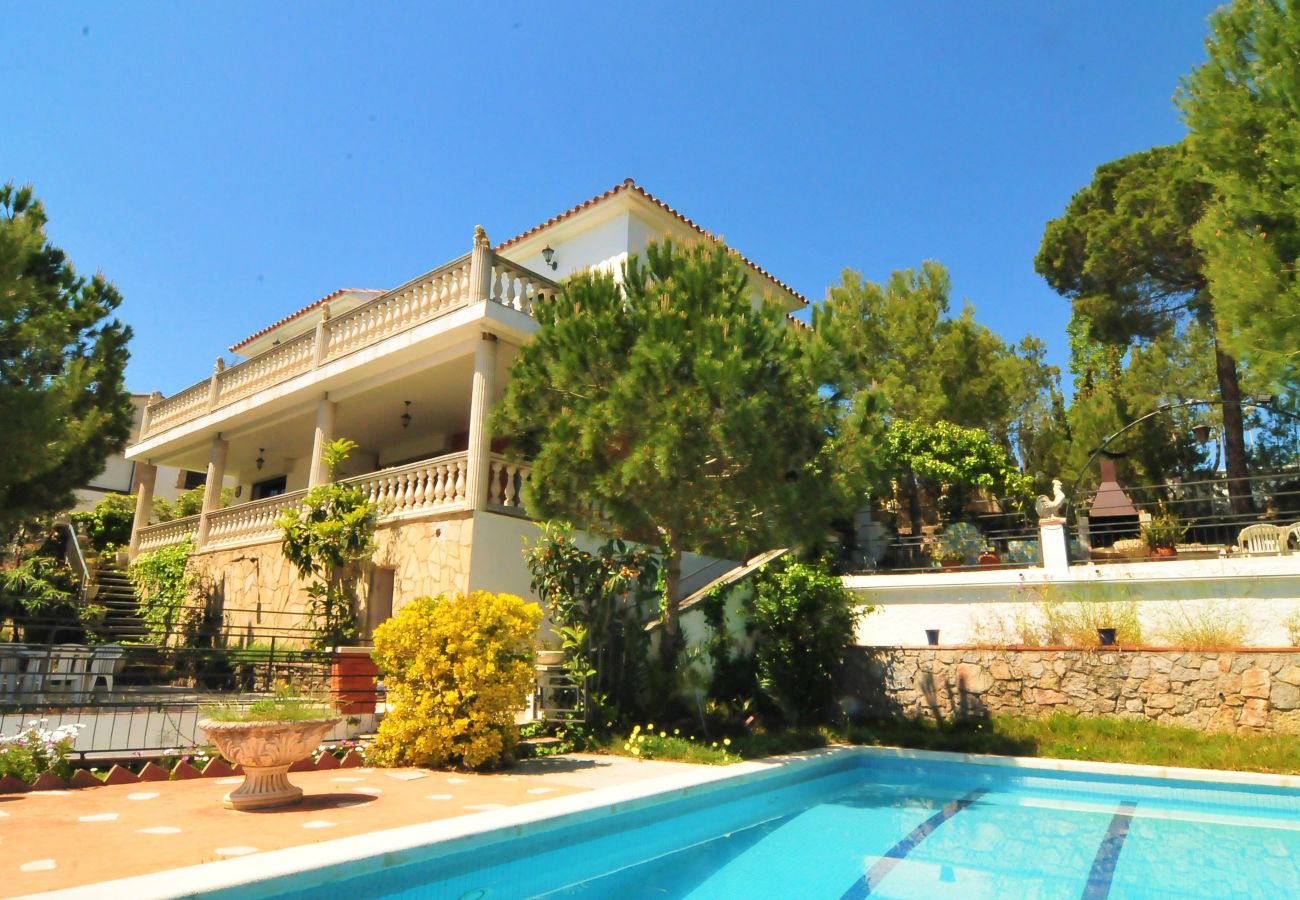 Villa à Santa Susana - HomeHolidaysRentals Bridney - Costa Barcelona