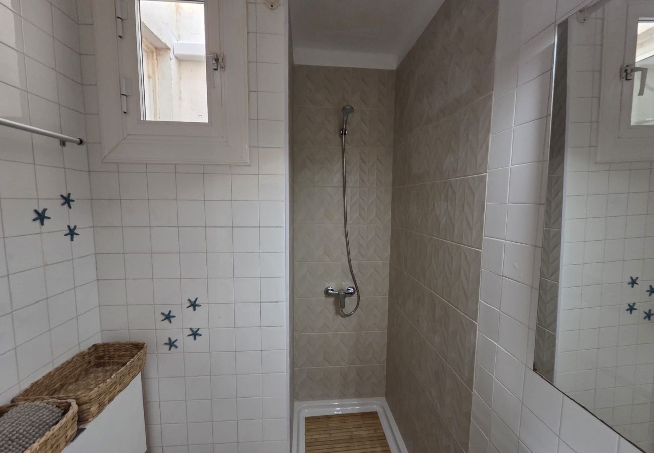 Apartment in Malgrat de Mar - HomeHolidaysRentals Miracel - Costa Barcelona