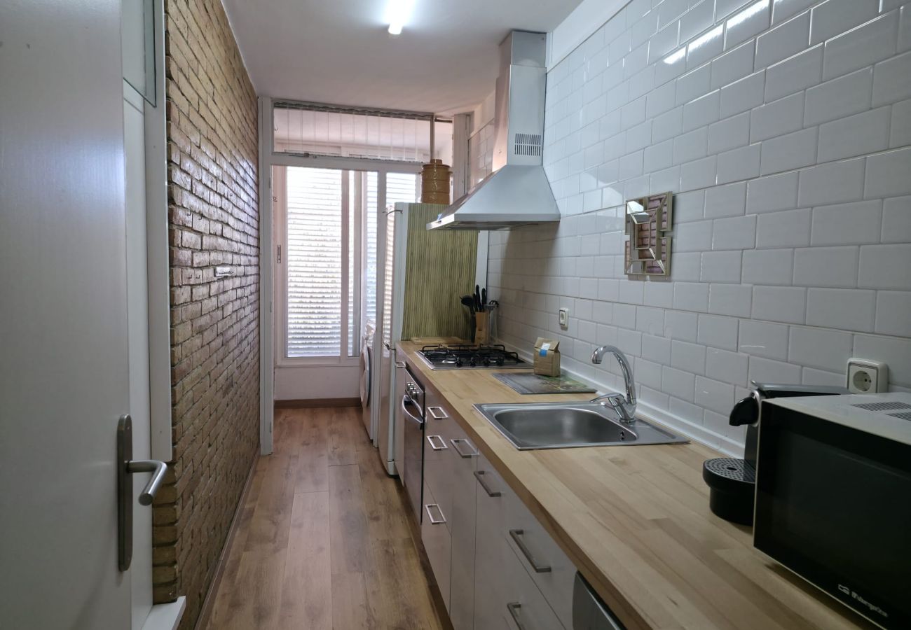 Apartment in Malgrat de Mar - HomeHolidaysRentals Miracel - Costa Barcelona