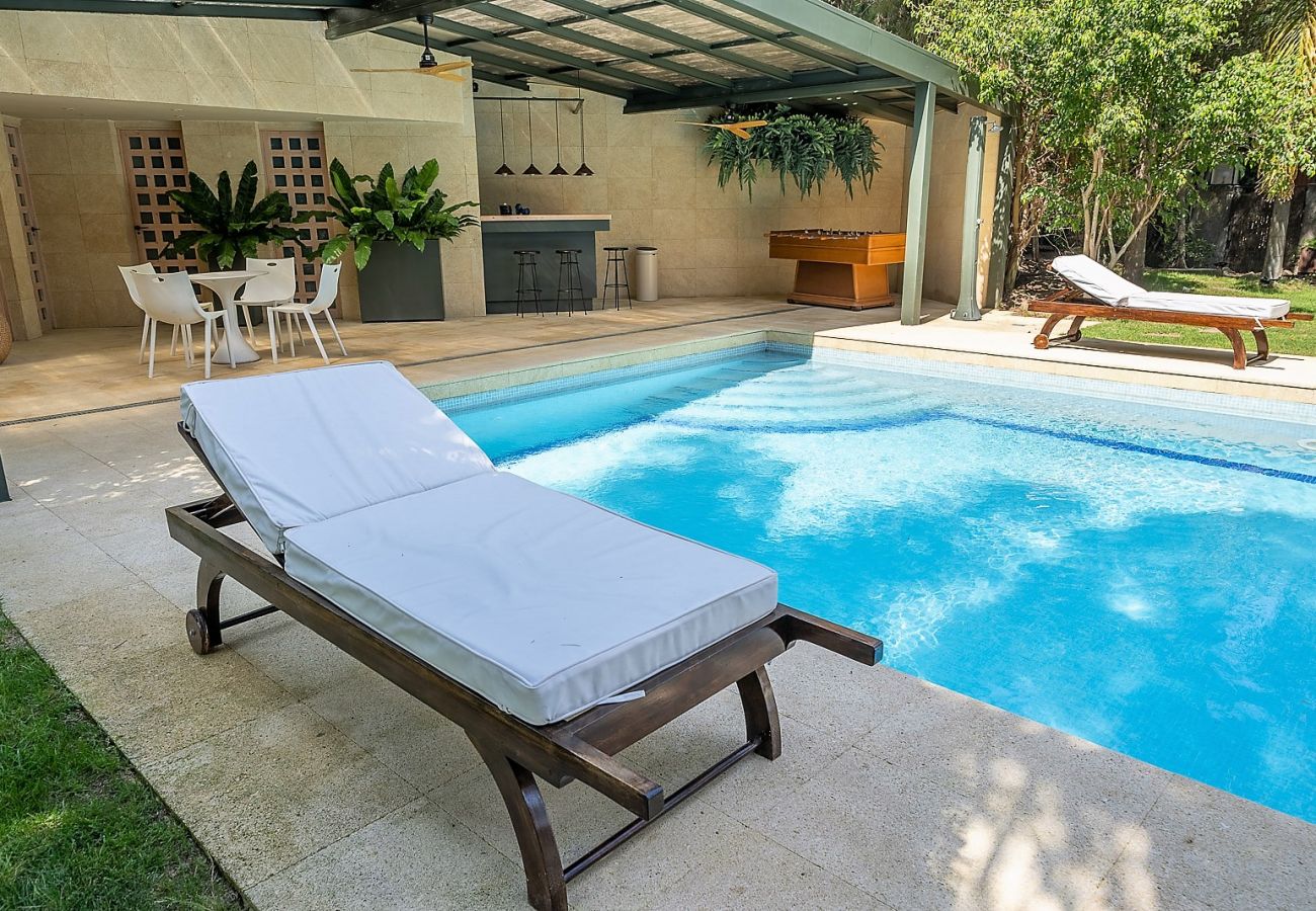 Villa in Cabrils - HomeHolidaysRentals Acuarela - Costa Barcelona