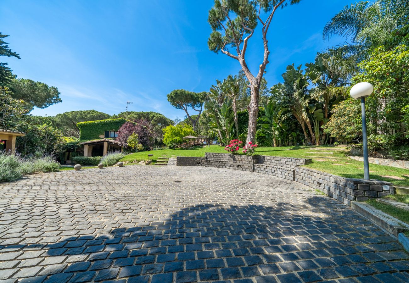 Villa in Cabrils - HomeHolidaysRentals Acuarela - Costa Barcelona