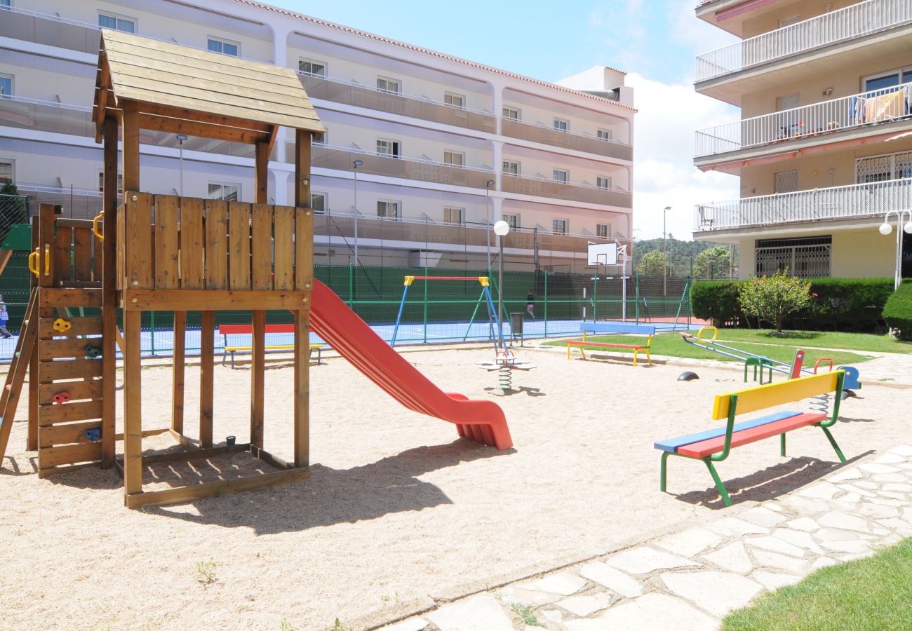 Apartment in Malgrat de Mar - HomeHolidaysRentals Lorraine- Costa Barcelona