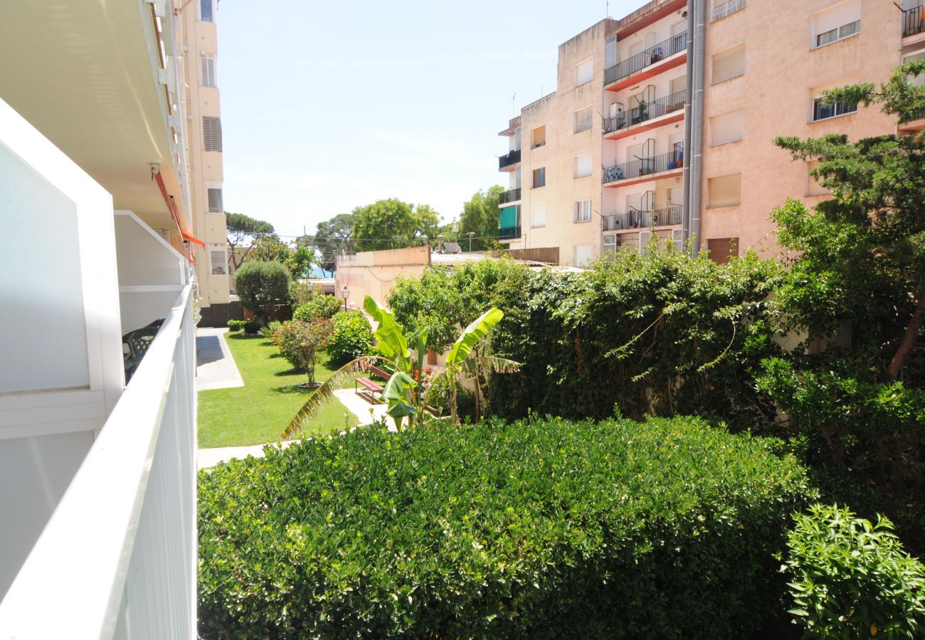 Apartment in Malgrat de Mar - HomeHolidaysRentals Lorraine- Costa Barcelona