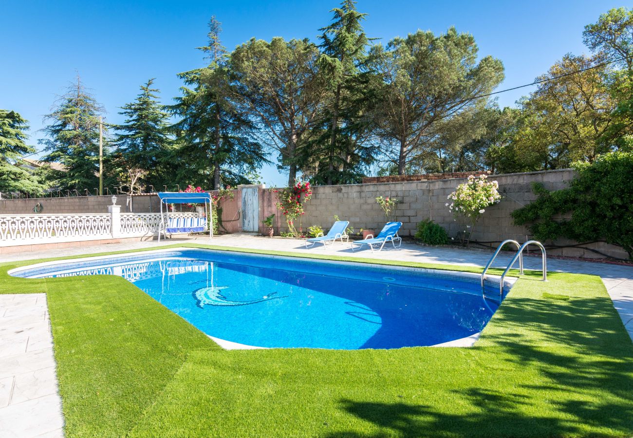 Villa in Tordera - HomeHolidaysRentals Corts - Costa Barcelona