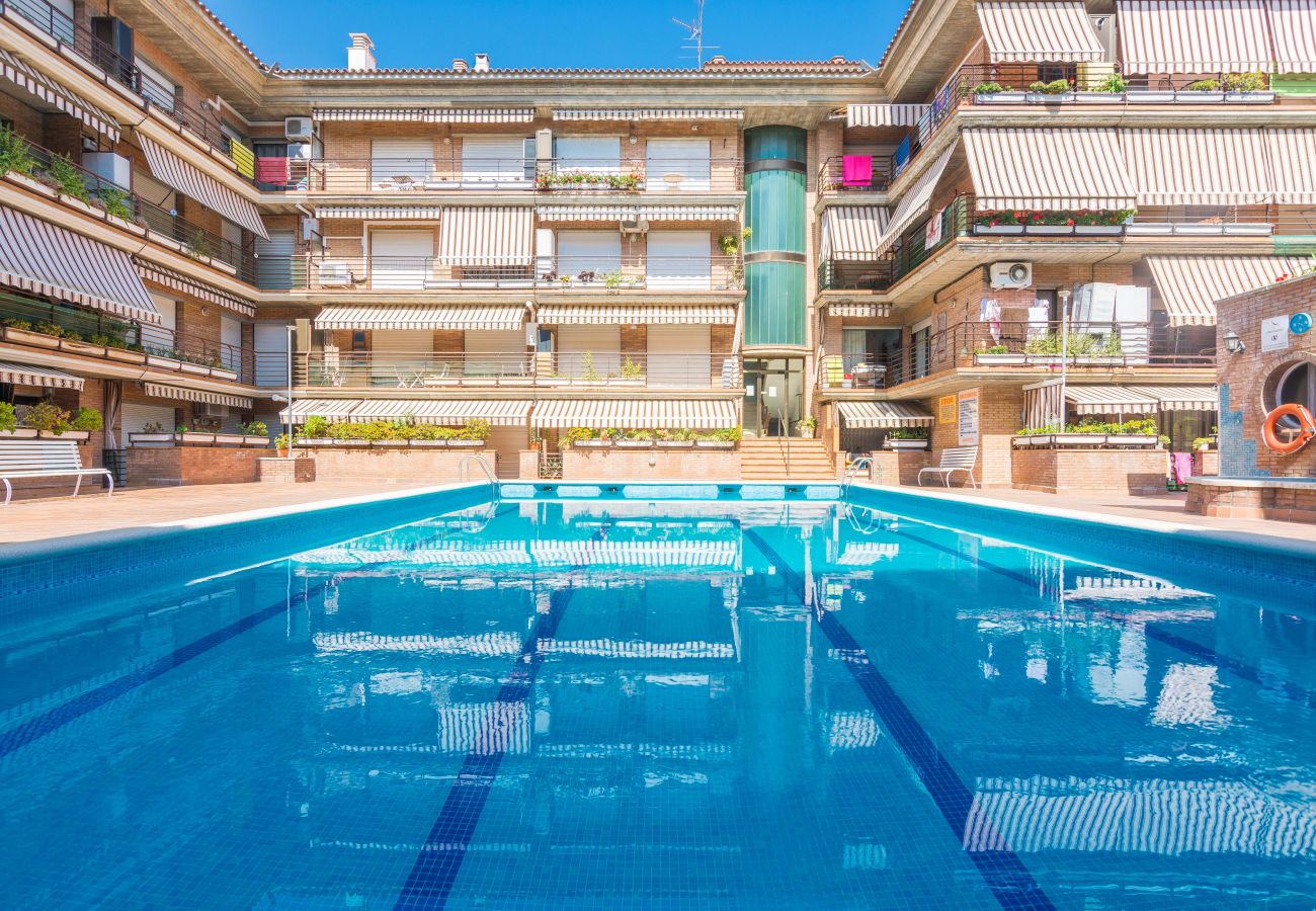 Apartment in Pineda de Mar - HomeHolidaysRentals Frida - Costa Barcelona