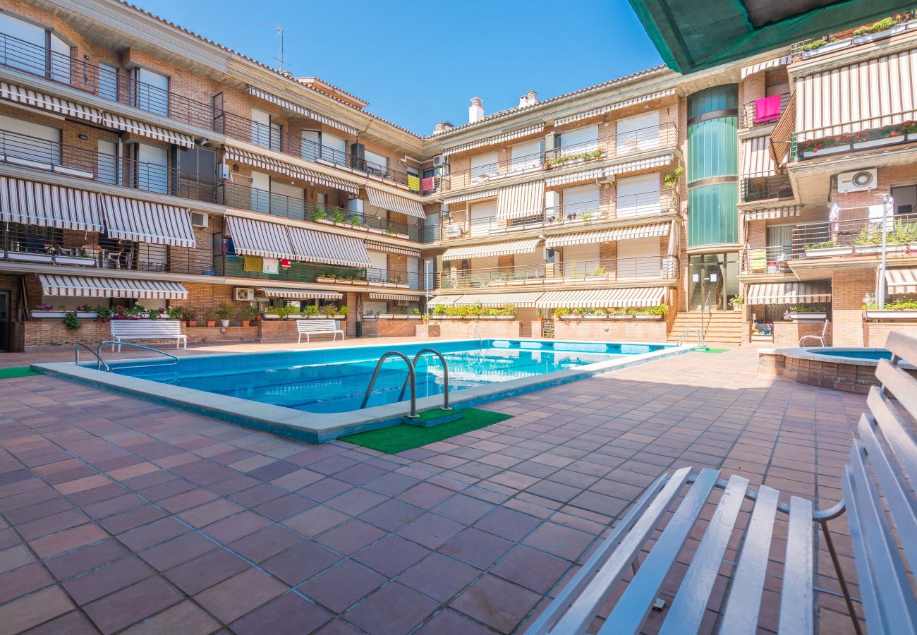 Apartment in Pineda de Mar - HomeHolidaysRentals Frida - Costa Barcelona