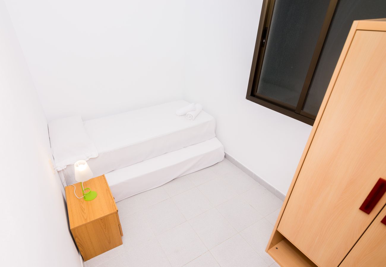 Apartment in Pineda de Mar - HomeHolidaysRentals Frida - Costa Barcelona