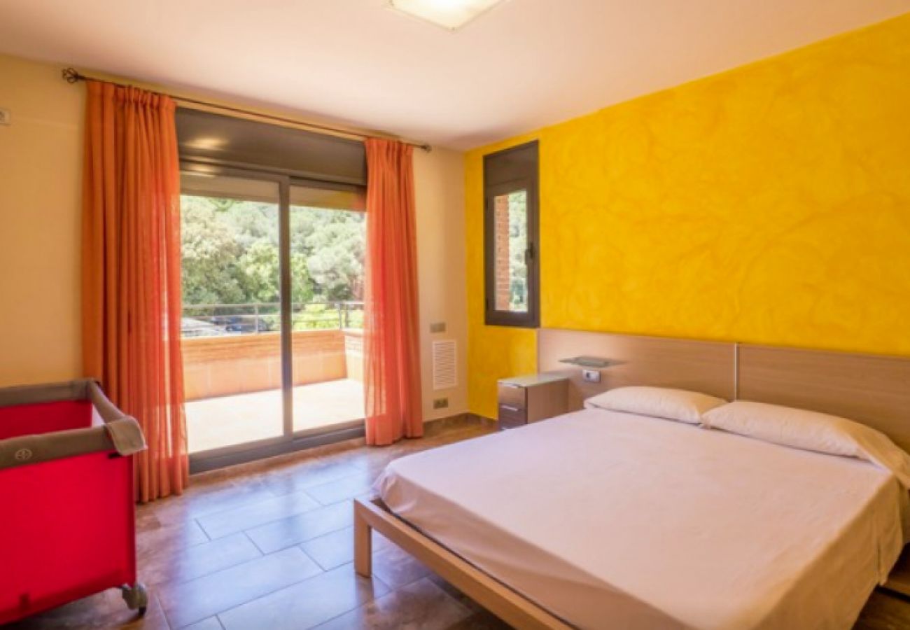 Villa in Calella - HomeHolidaysRentals Sand