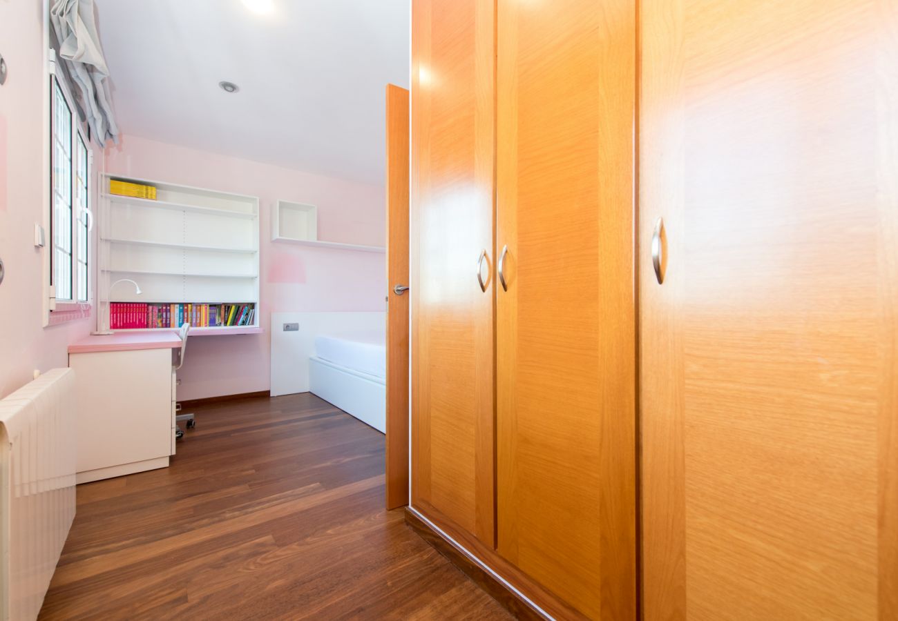 Townhouse in Pineda de Mar - HomeHolidaysRentals Royal - Costa Barcelona