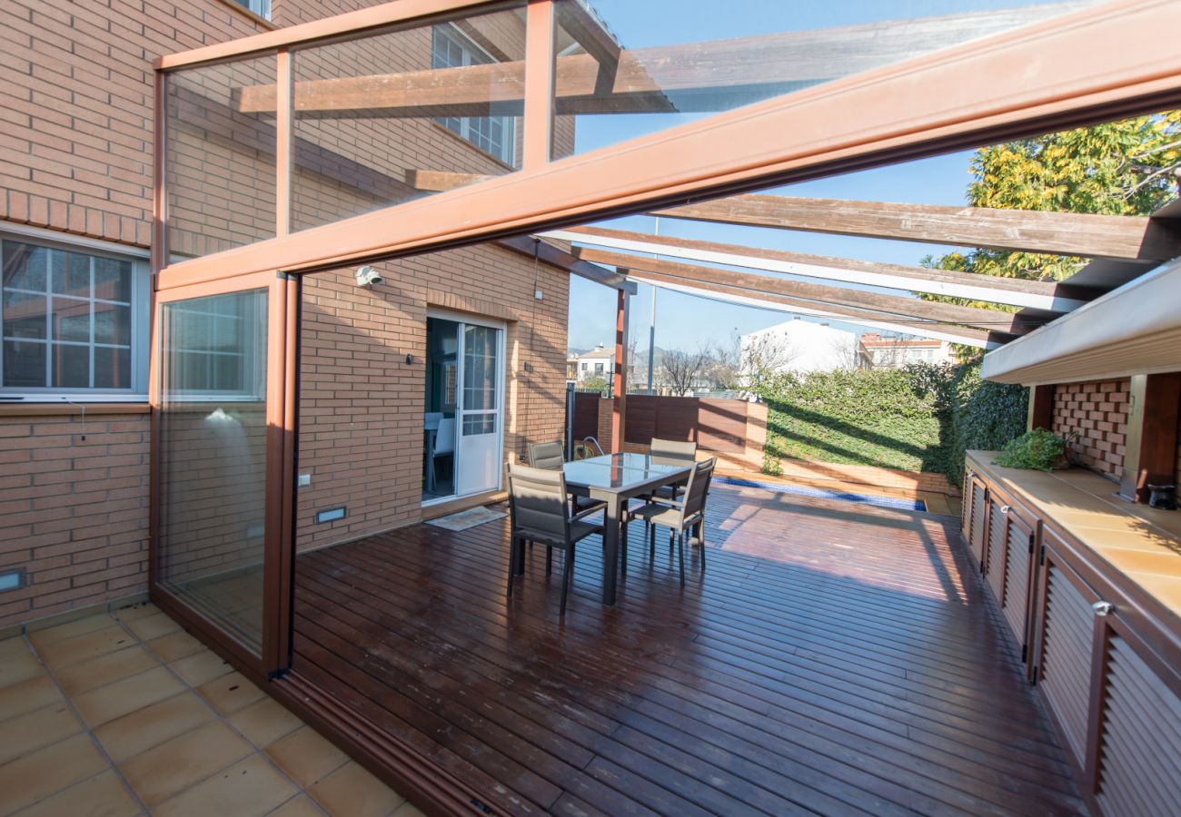 Townhouse in Pineda de Mar - HomeHolidaysRentals Royal - Costa Barcelona