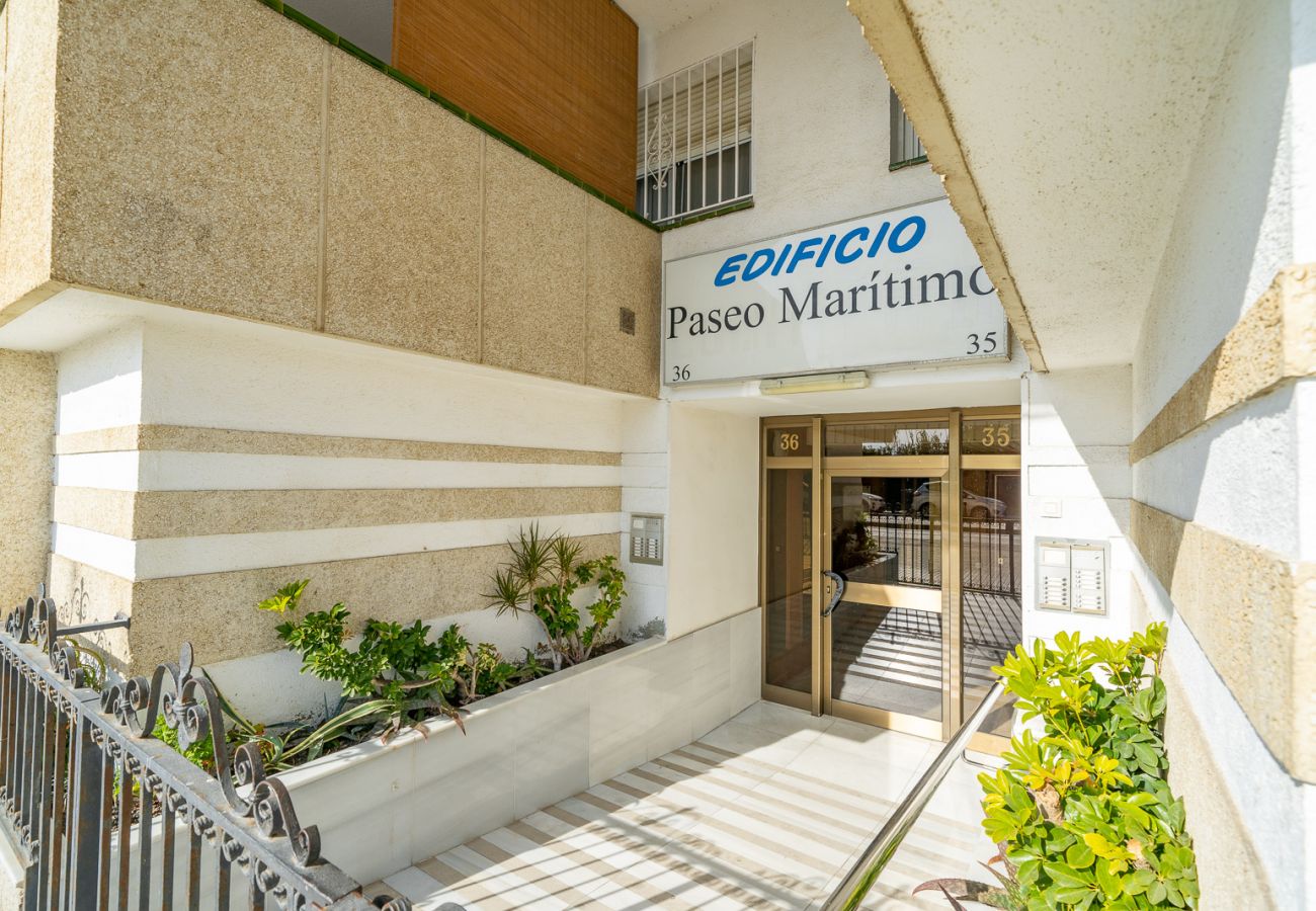 Apartment in Pineda de Mar - HomeHolidaysRentals Marella - Costa Barcelona