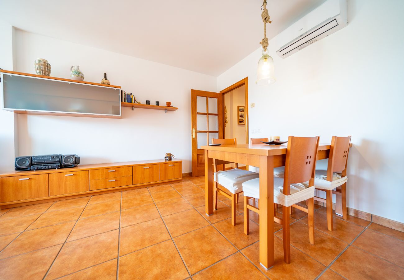 Apartment in Pineda de Mar - HomeHolidaysRentals Adara - Costa Barcelona