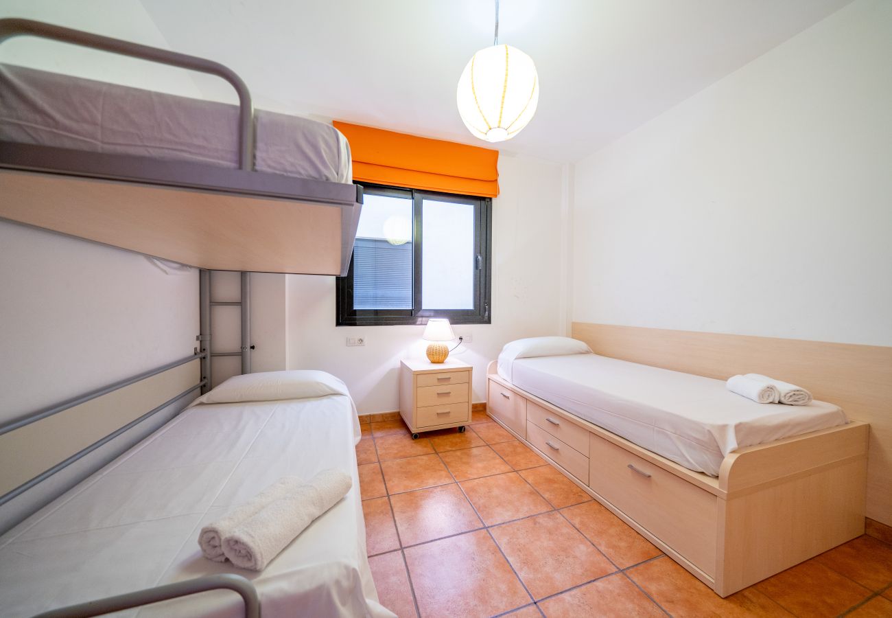 Apartment in Pineda de Mar - HomeHolidaysRentals Adara - Costa Barcelona