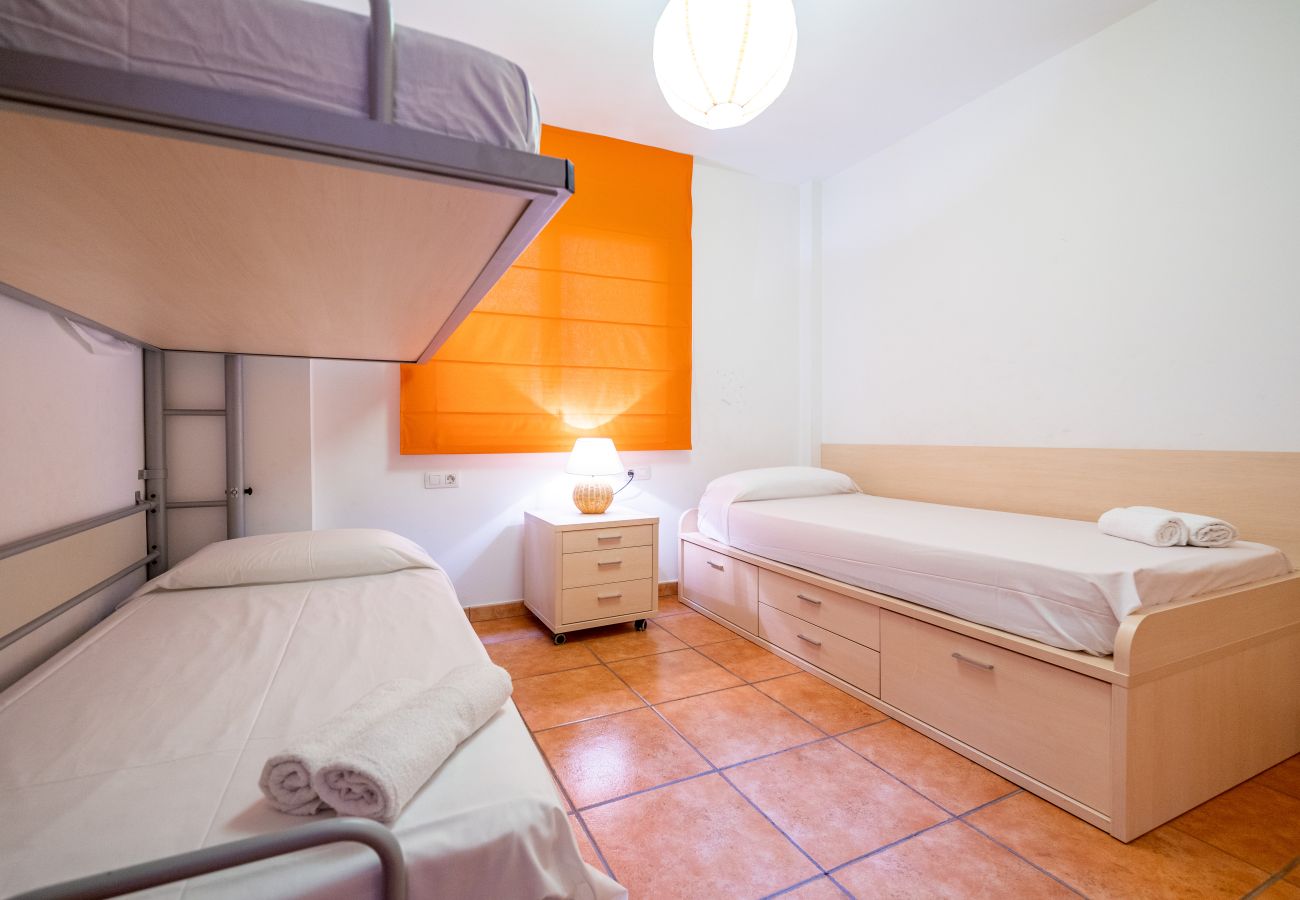 Apartment in Pineda de Mar - HomeHolidaysRentals Adara - Costa Barcelona