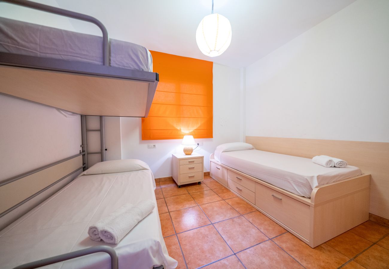 Apartment in Pineda de Mar - HomeHolidaysRentals Adara - Costa Barcelona