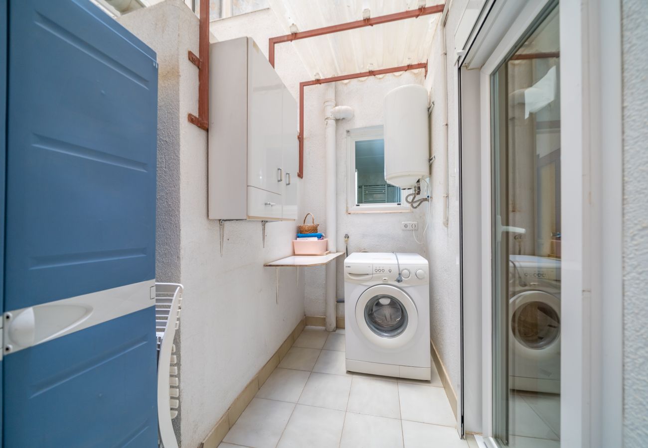 Apartment in Pineda de Mar - HomeHolidaysRentals Destan - Costa Barcelona
