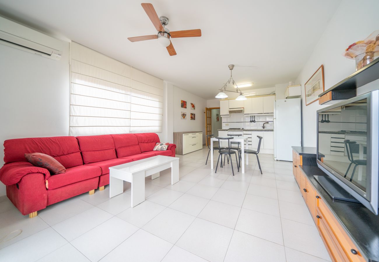 Apartment in Pineda de Mar - HomeHolidaysRentals Margot - Costa Barcelona