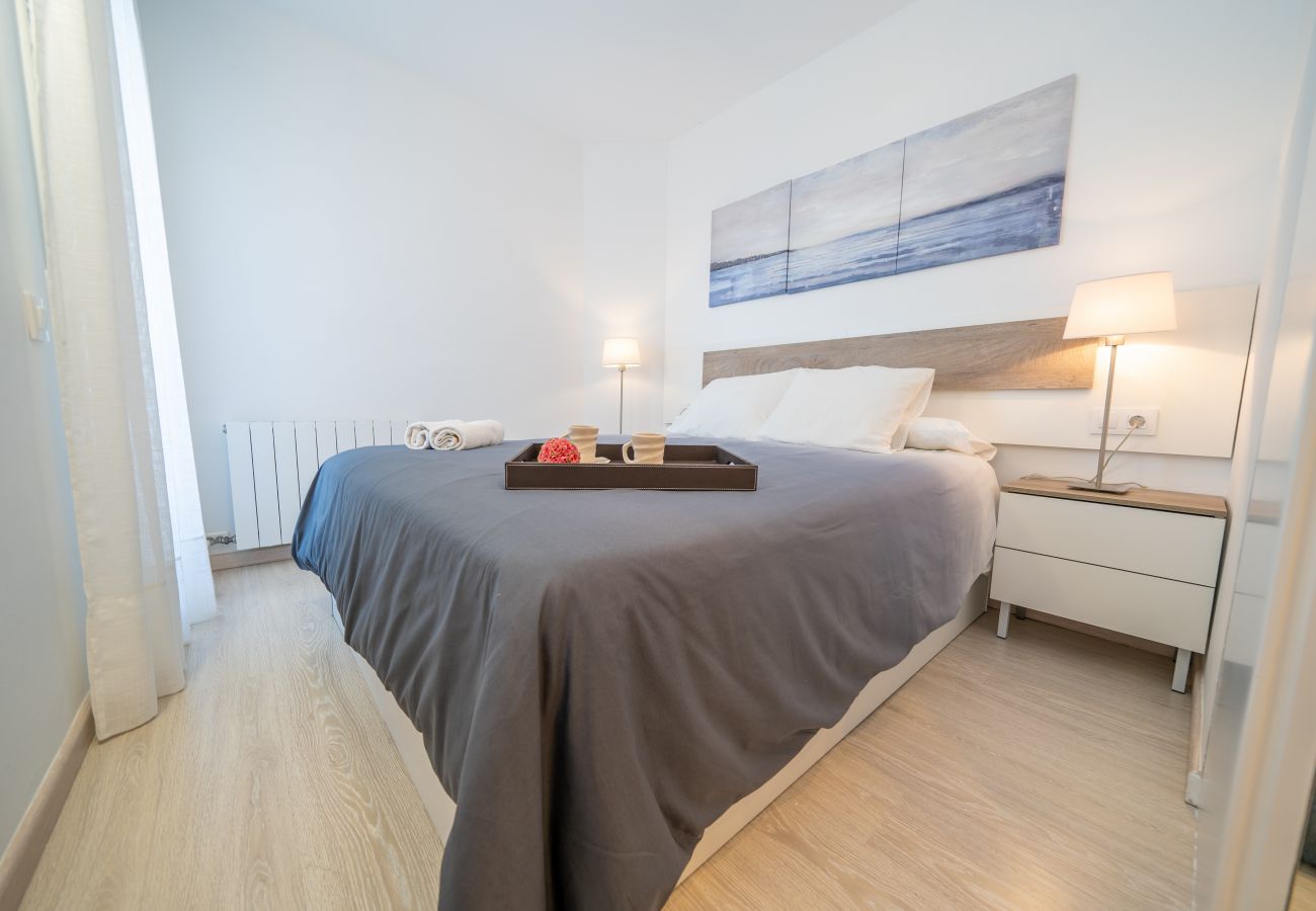 Apartment in Pineda de Mar - HomeHolidaysRentals Bluemar-Costa Barcelona