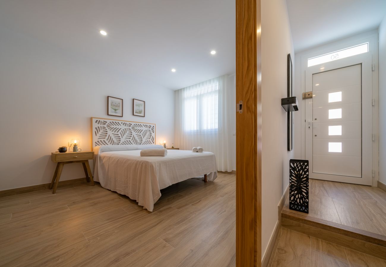 Townhouse in Pineda de Mar - HomeHolidaysRentals Benoit - Costa Barcelona