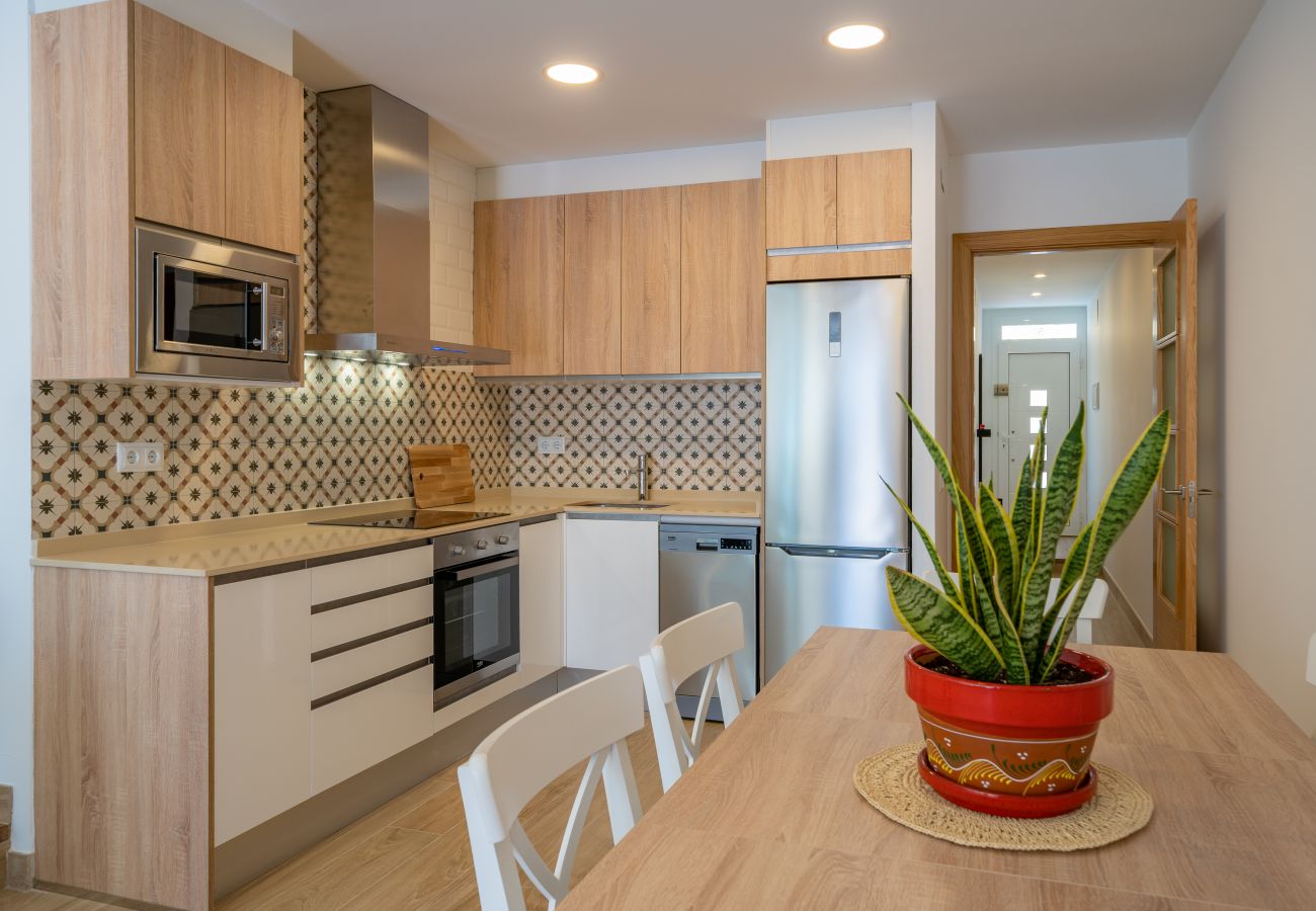 Townhouse in Pineda de Mar - HomeHolidaysRentals Benoit - Costa Barcelona