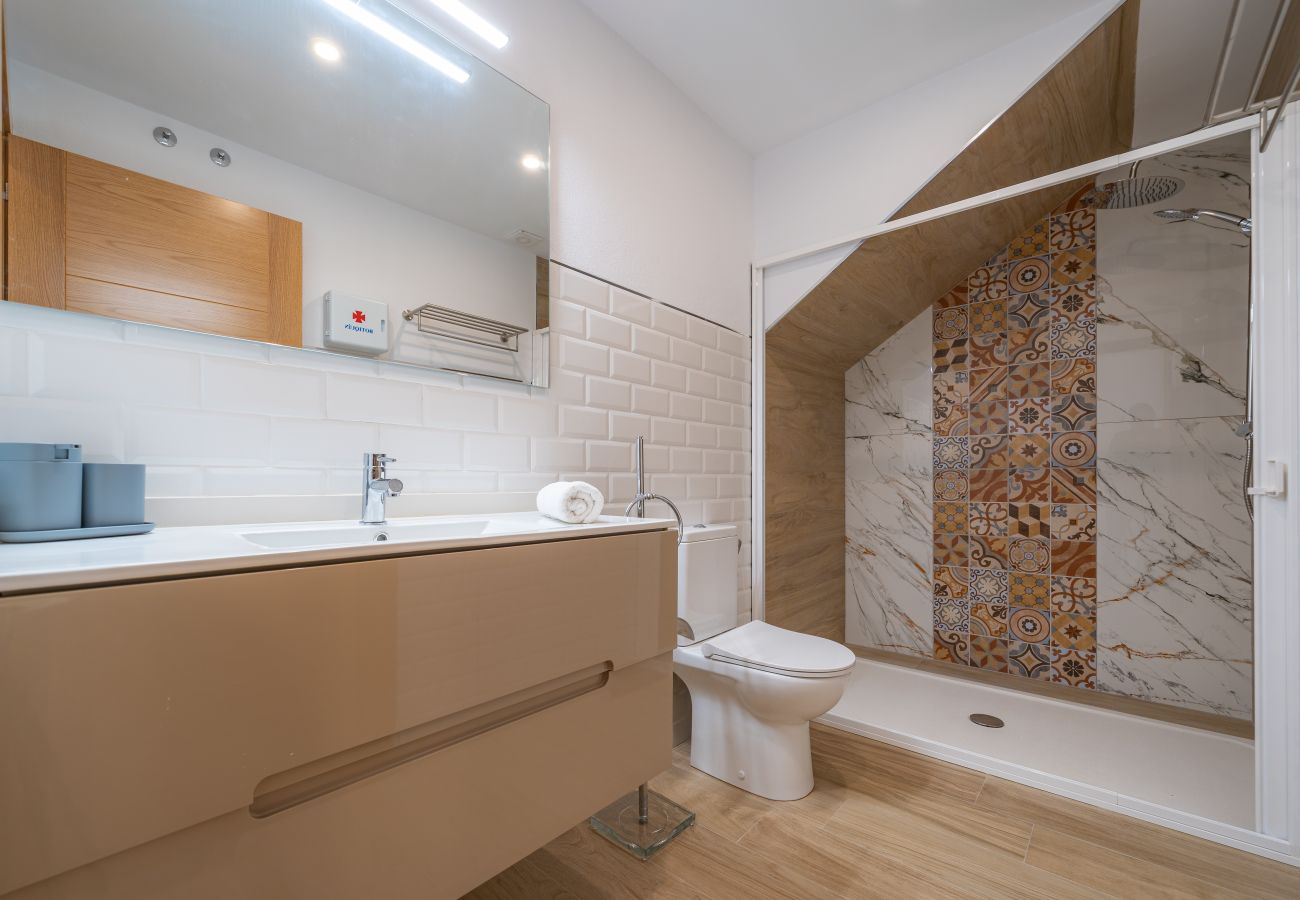 Townhouse in Pineda de Mar - HomeHolidaysRentals Benoit - Costa Barcelona