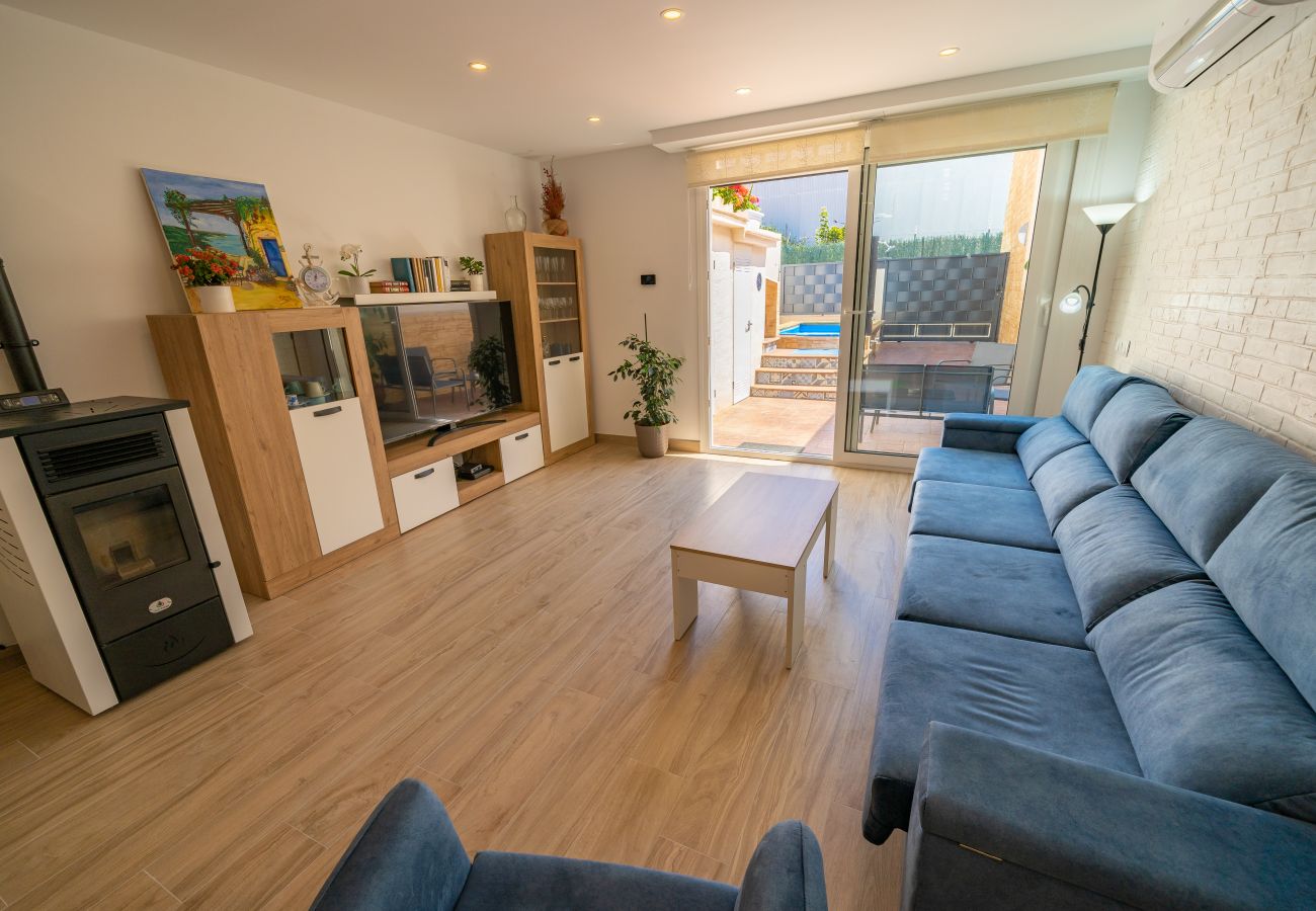 Townhouse in Pineda de Mar - HomeHolidaysRentals Benoit - Costa Barcelona