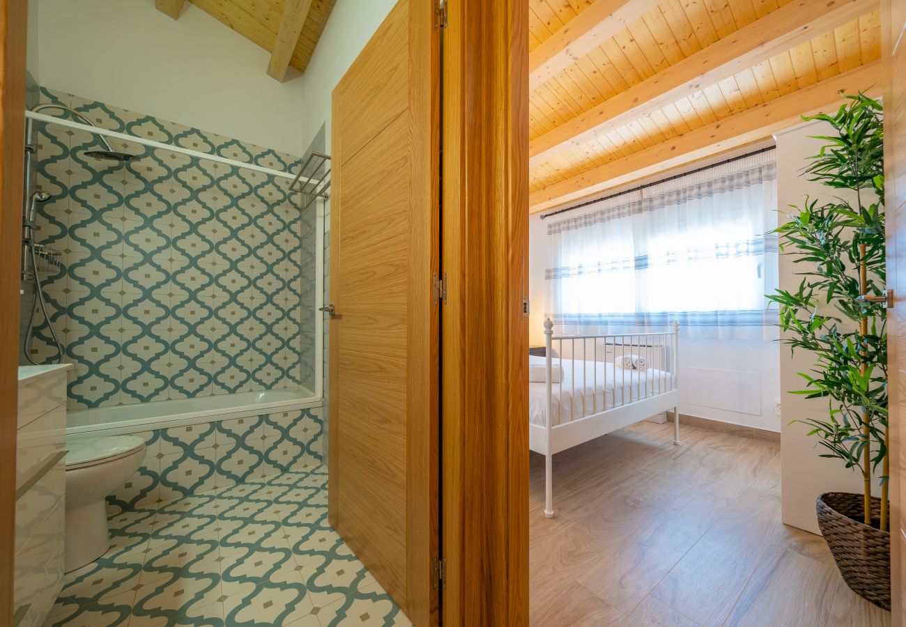 Townhouse in Pineda de Mar - HomeHolidaysRentals Benoit - Costa Barcelona