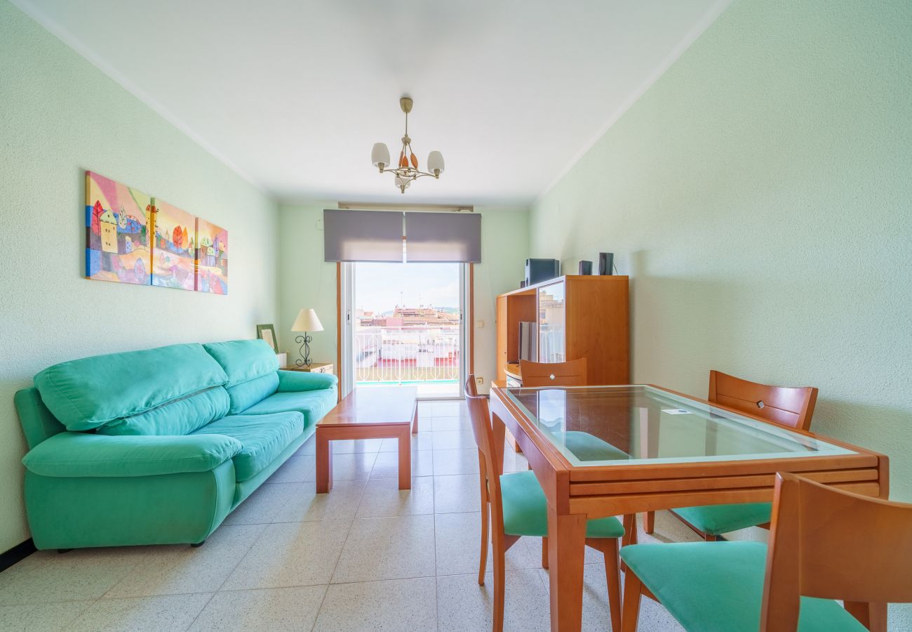 Apartment in Pineda de Mar - HomeHolidaysRentals Snow - Costa Barcelona