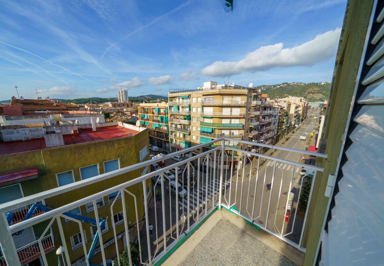 Apartment in Pineda de Mar - HomeHolidaysRentals Snow - Costa Barcelona