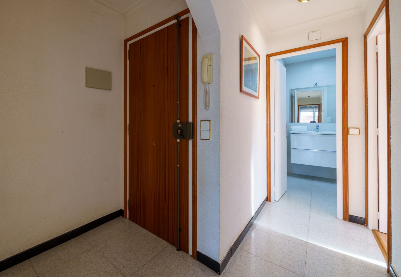 Apartment in Pineda de Mar - HomeHolidaysRentals Snow - Costa Barcelona