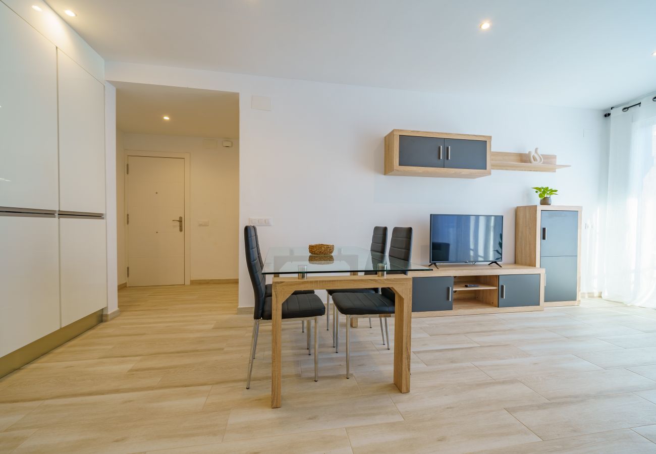 Apartment in Pineda de Mar - HomeHolidaysRentals Music - Costa Barcelona