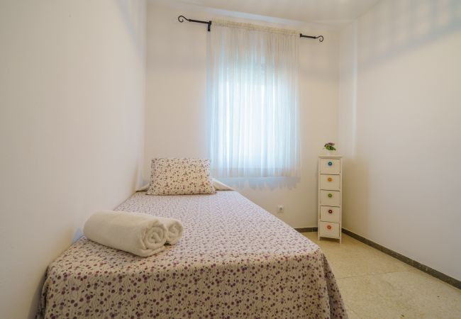 Apartment in Pineda de Mar - HomeHolidaysRentals Elimar - Costa Barcelona