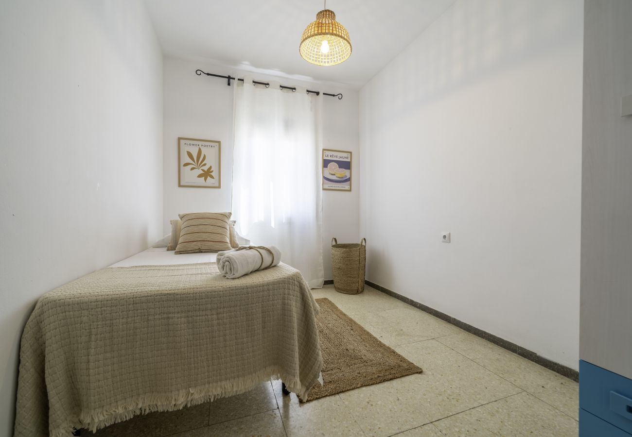 Apartment in Pineda de Mar - HomeHolidaysRentals Elimar - Costa Barcelona