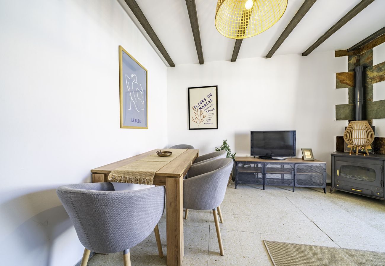 Apartment in Pineda de Mar - HomeHolidaysRentals Elimar - Costa Barcelona