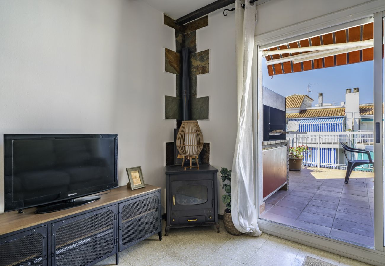 Apartment in Pineda de Mar - HomeHolidaysRentals Elimar - Costa Barcelona