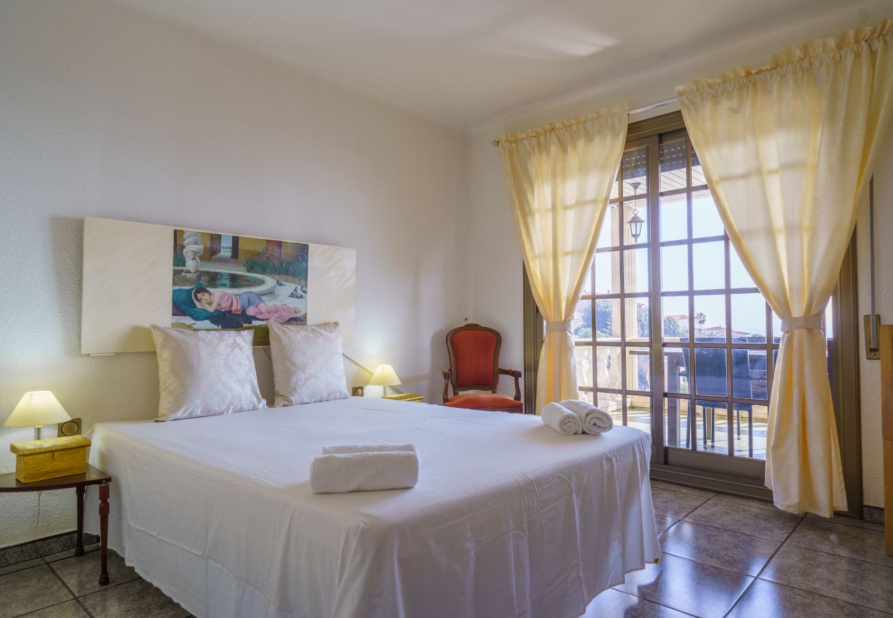 Villa in Santa Susana - HomeHolidaysRentals Bridney - Costa Barcelona