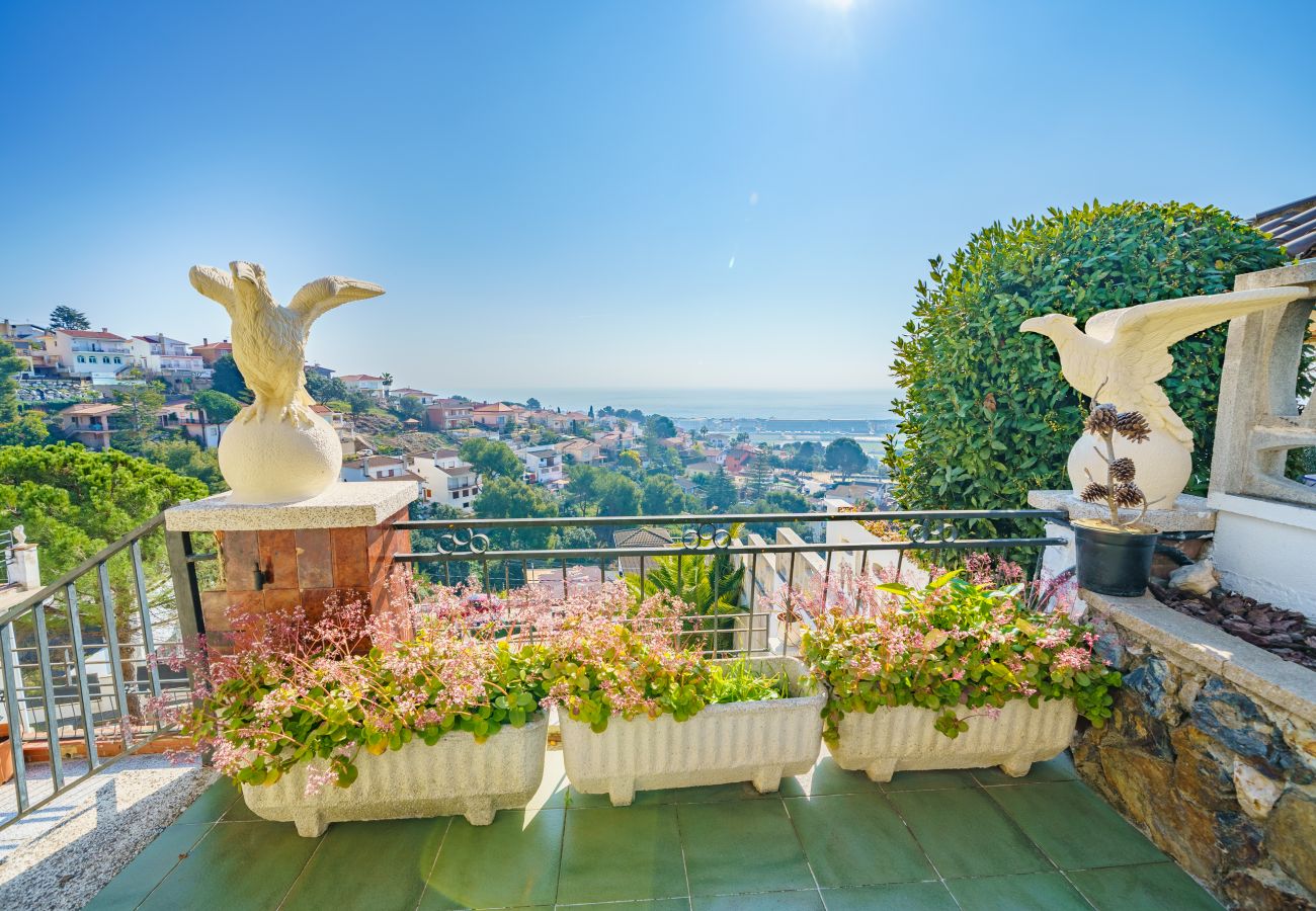 Villa in Santa Susana - HomeHolidaysRentals Bridney - Costa Barcelona