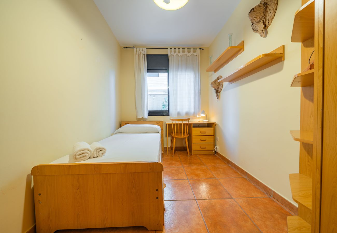 Apartment in Pineda de Mar - HomeHolidaysRentals Fortuny - Costa Barcelona