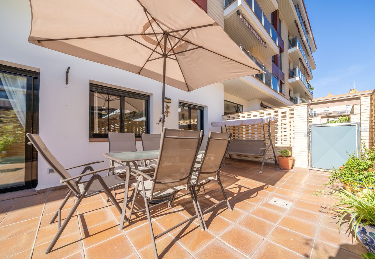 Apartment in Pineda de Mar - HomeHolidaysRentals Fortuny - Costa Barcelona
